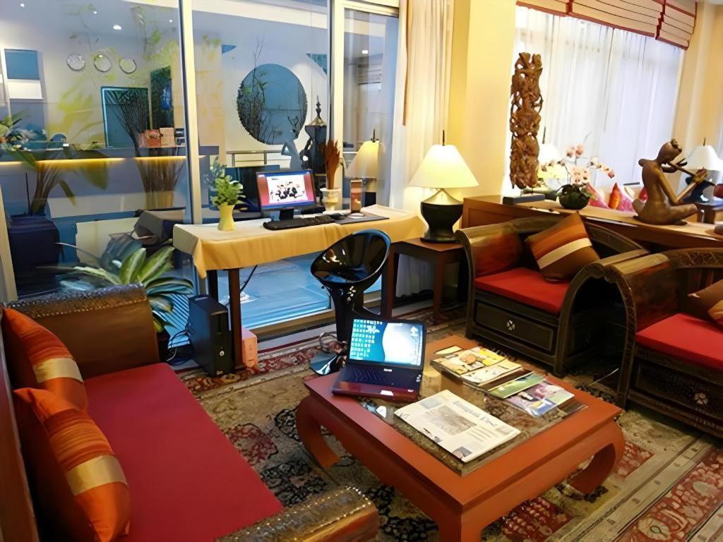 De Arni Hotel Бангкок Екстер'єр фото