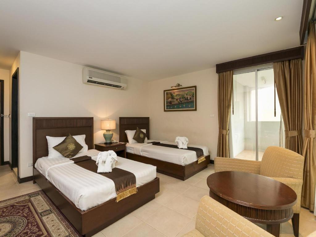 De Arni Hotel Бангкок Екстер'єр фото